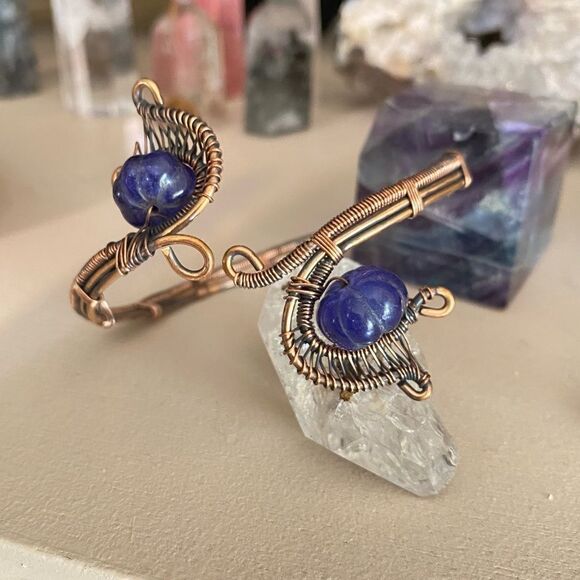 Lapis Lazuli Copper Wire Wrapped Ajustable Cuff Bracelet - Picture 4 of 6